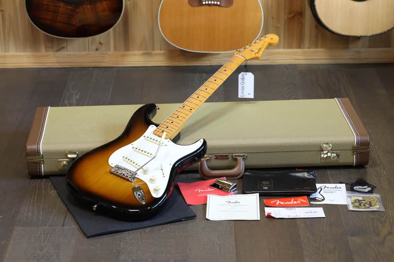 Minty! 2023 Fender American Vintage II '57 Stratocaster Electric Guitar Sunburst + COA OHSC
