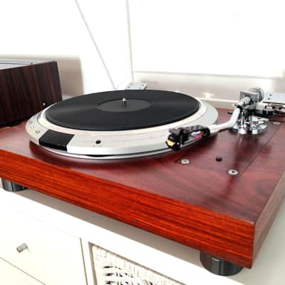 Victor TT 81 + CL-P1 – Turntable image 3
