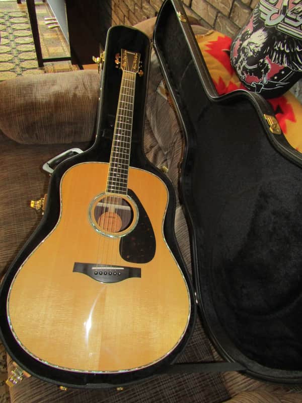 Yamaha LL16RD Jumbo Body HC image 1
