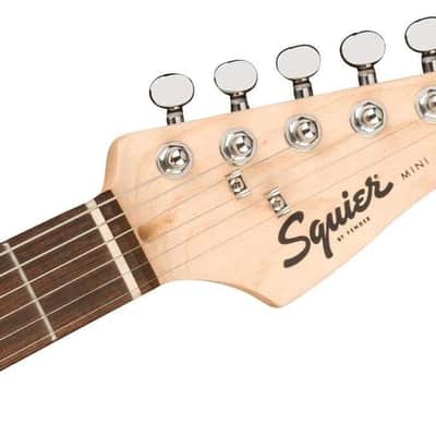 Squier Mini Stratocaster Electric Guitar, Dakota Red, Laurel Fingerboard image 8