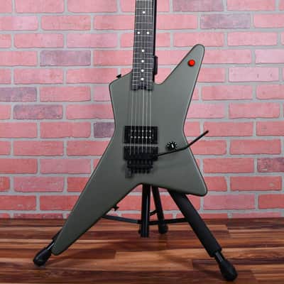 EVH Star Limited Edition Matte Army Drab 2023 w/Original Gigbag image 3