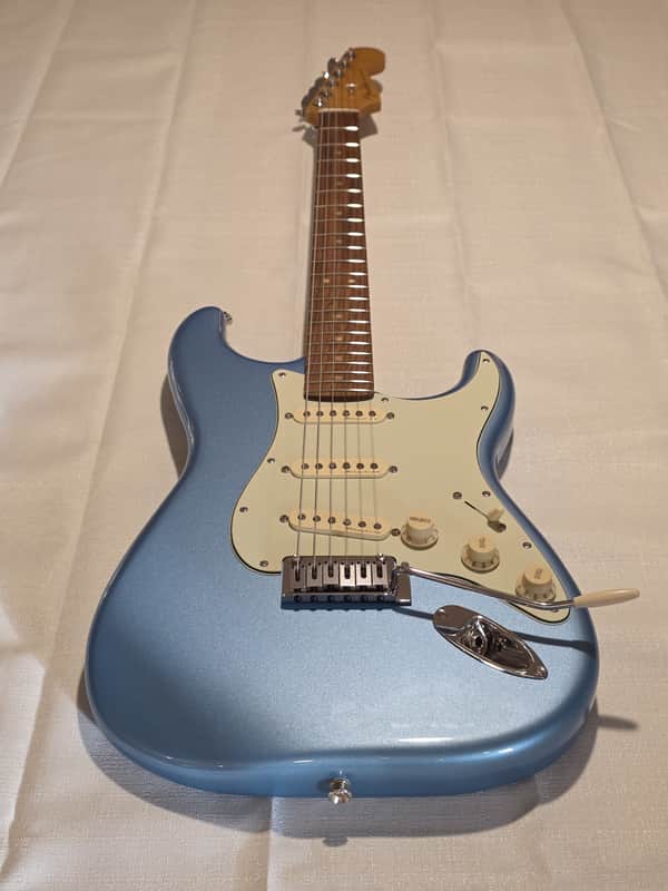2021 Fender Stratocaster Player Plus - Blue - MIM