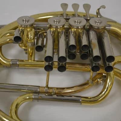 Trompa Doble Sib/Fa Yamaha 561 en buen estado image 7