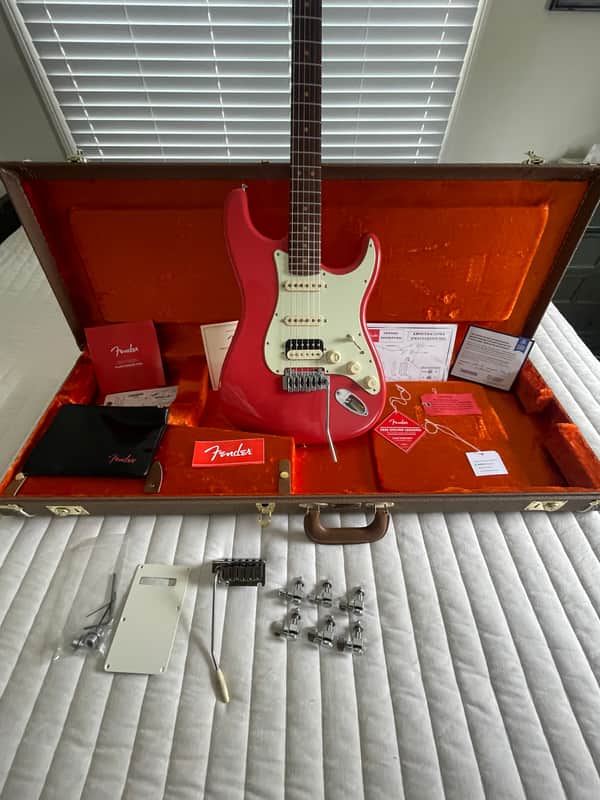 Fender American Ultra Luxe Vintage '60s Stratocaster HSS 2025 - Present - Fiesta Red image 1