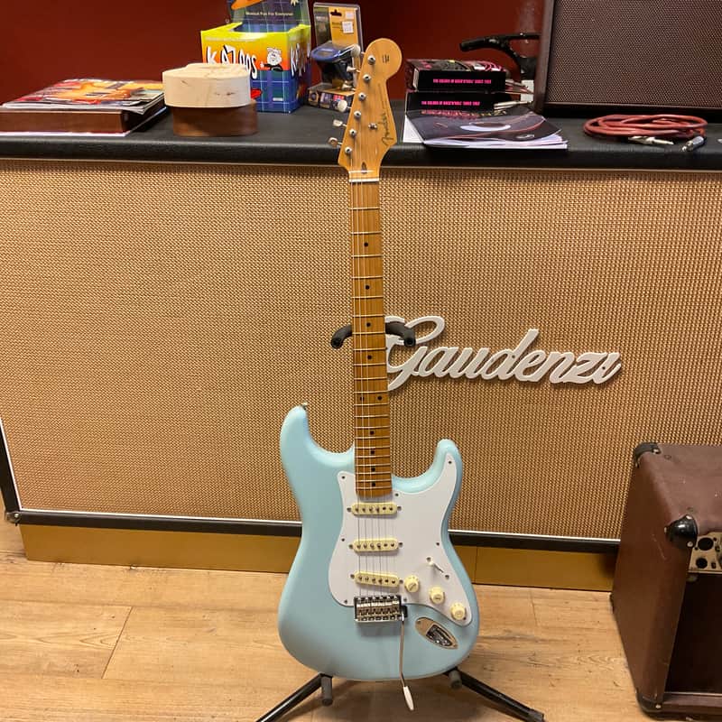 Fender Vintera '50s Stratocaster - Sonic Blue image 1