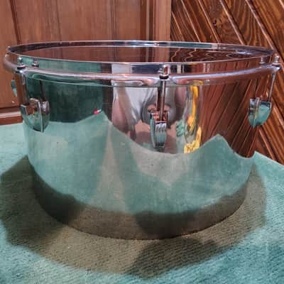 Ludwig Stainless Steel 18"(Diameter)x10"(Depth) Tom 1970's - Stainless Steel image 1