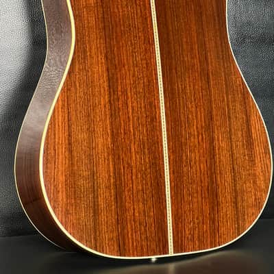 Santa Cruz Dreadnought - Gloss image 2