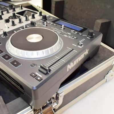 Numark MIXDECK Dual DJ Controller + CD/MP3/USB/iPod Player w/ Built-In Mixer Includes Road Case image 6