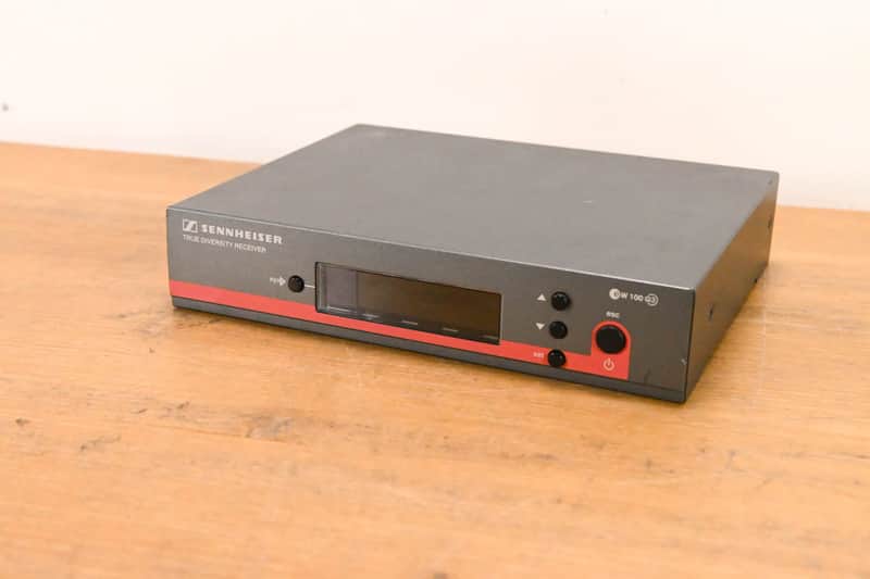 Sennheiser EM 100 G3 Wireless Receiver - 823-865 MHz (NO POWER SUPPLY) CG01YRC image 1