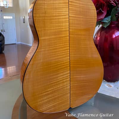 Vahe Flamenco Guitar , Curly Maple , French Polished Blanca image 4