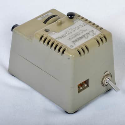 DeArmond Tremolo Control model 60B 1964-5 image 5