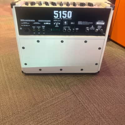 EVH 5150 Iconic 110 - White image 2