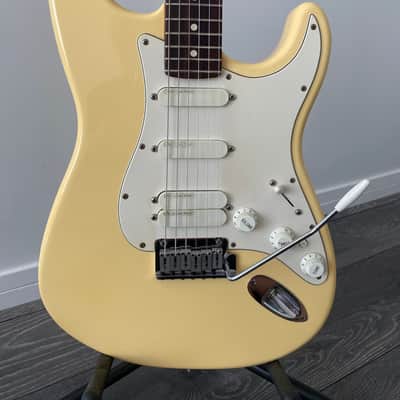 1994 Fender Jeff Beck Artist Series Stratocaster Vintage White Bild 3
