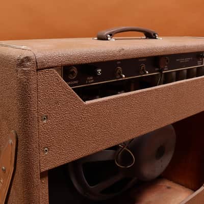 1962 Fender Vibrasonic Amp 6G13-A - Brownface image 4