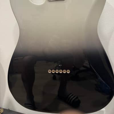 Fender Player Plus Telecaster 2021 - Silver Smoke image 5