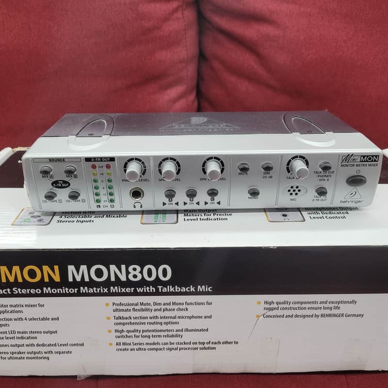 Behringer Minimon MON800 Monitor Controller  - Silver image 1