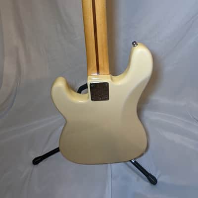 Fender American Standard Precision Bass 1983 image 15
