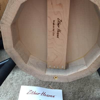 Ukulele Banjo (Banjolele) by Zither Heaven  - In New condition! Looks Great / Sounds Amazing! image 5