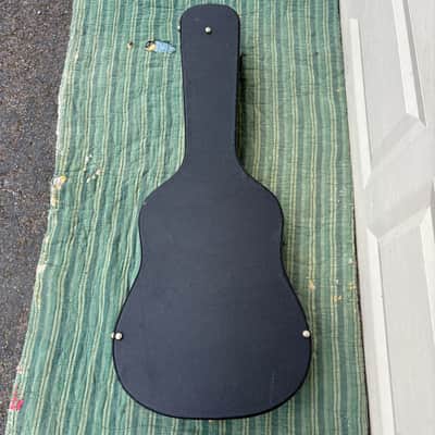 Vintage Dreadnought Guitar Case Canadian Made image 3