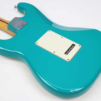 Fender American Professional II Stratocaster with Rosewood Fretboard 2021 - Miami Blue image 9