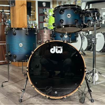 DW Collectors Pure Oak 5pc Drum Set Regal Blue to Candy Black Burst w/Black Nickel Hw image 2