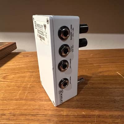Keeley Eccos delay and looper true stereo incredible functionality and sound image 3