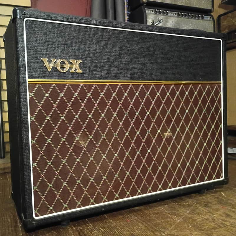 Vox V121C 2x12 **Video image 1