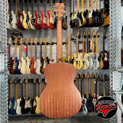 Martin   000 Jr Shawn Mendes image 3