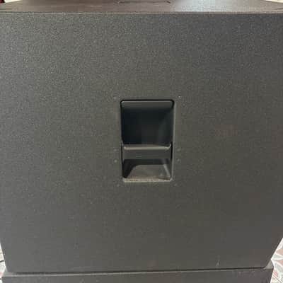 Yamaha DXS18XLF 1600-Watt 18" Powered Subwoofer 2018 - Present - Black image 2