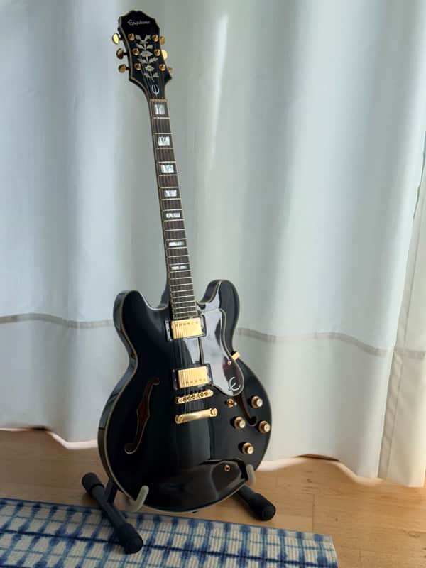 Epiphone Sheraton II Pro with Rosewood Fretboard