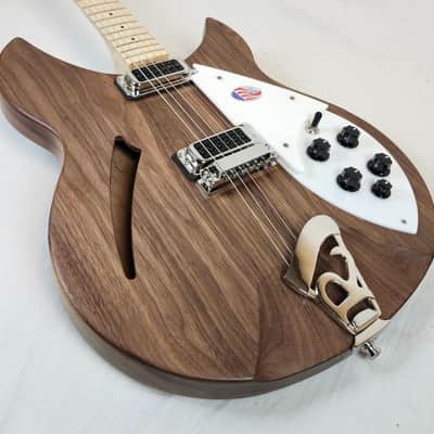 Rickenbacker 330 Walnut, Semi-Hollowbody, 21 Fret, Gotoh Tuners, w/HSC image 10