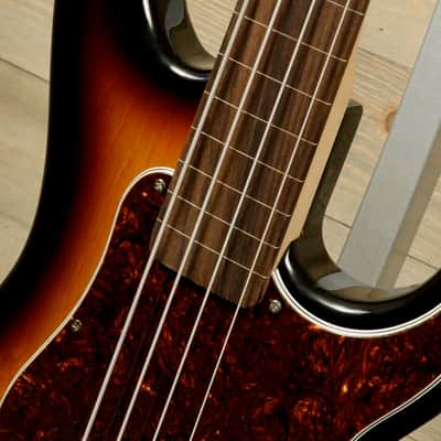 G&L Tribute Kiloton Fretless image 10