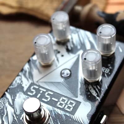 CATALINBREAD "STS-88" image 11