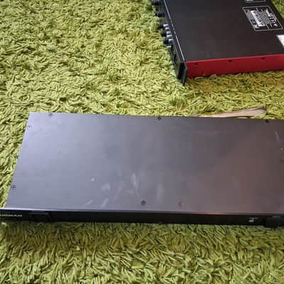 Furman M-10x E Merit Series Power Conditioner 2010s - Black image 3