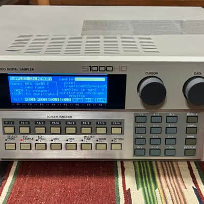 Akai S1000HD MIDI Stereo Digital Sampler 1988 - 1993 - SD drive, new screen, rack ears