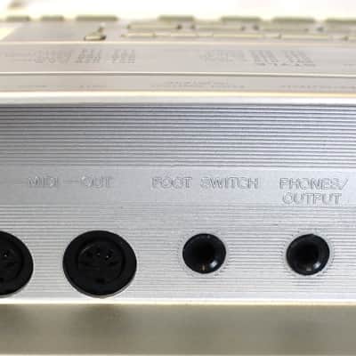 5593 - Yamaha DGX-300 76-Key Portable Grand Piano / Keyboard / MIDI image 3
