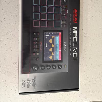Akai MPC Live II Standalone + 500GB Samsung SSD - Black Original packaging image 1