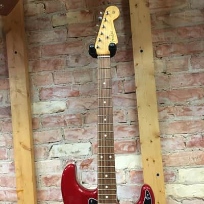 USED Fender Noventa Stratocaster 2021 - Crimson Red Transparent image 3
