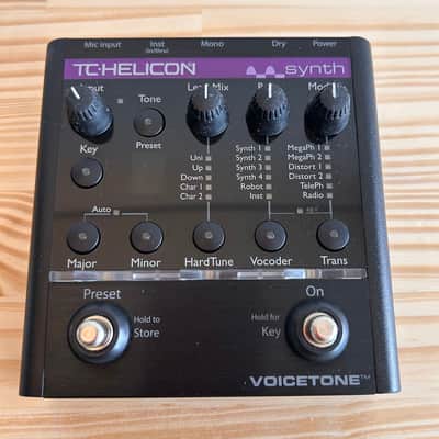 TC Helicon VoiceTone Synth in Original box with support CD, cable and Original Power Supply in Excellent Condition image 2