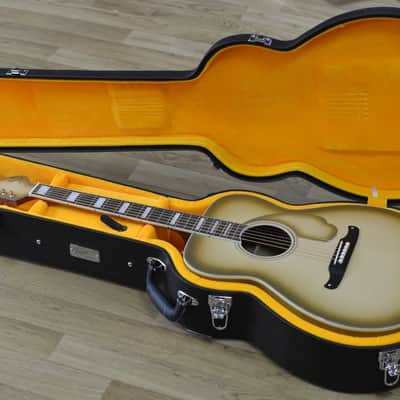 Fender Limited Edition California Vintage Malibu Antigua Electro Acoustic Guitar & Hard Case image 9