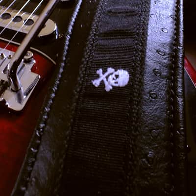 Well-Hung "PerfecTONE" guitar strap, 3" wide Prototype w/Aural Excitement circuit, BlackBird image 8