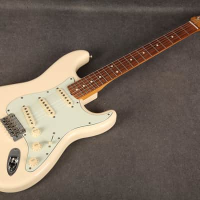 Fender Vintera 60s Stratocaster Modified - Olympic White - 2nd Hand image 10