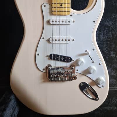 G&L Legacy Tribute 2024 Vintage White image 2