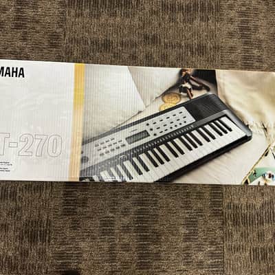 Yamaha YPT-270 Portable Keyboard - Black