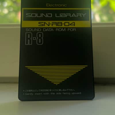 Roland SN-R8-04 Electronic image 1