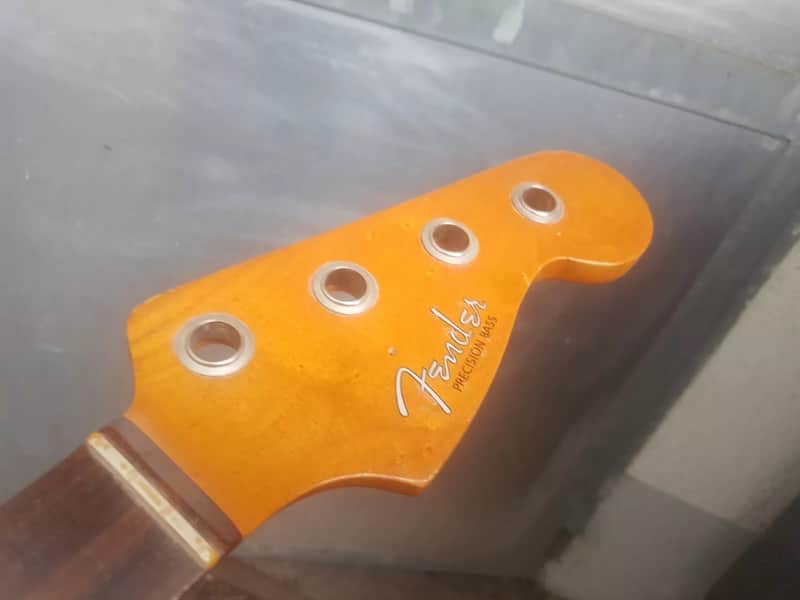 1982 FENDER PRECISION BASS NECK USA - '62 AVRI REISSUE - FULLERTON SERIES image 1
