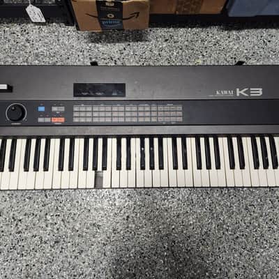 Kawai K3 Digital Wave Memory Synthesizer With Soft Case - As-is image 1