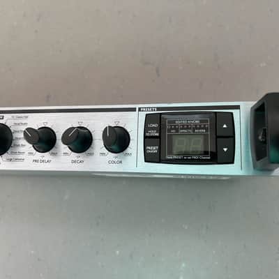 TC Electronic M300 Dual Engine Effects Processor 2000s - Silver image 6
