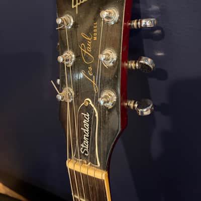 Gibson  Les Paul Standard 1982 - Wine ref image 5