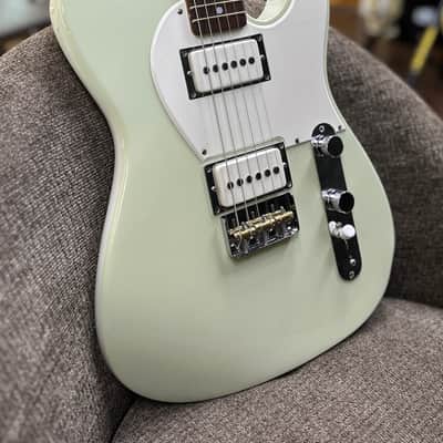 CP Thornton Classic II 2023 - Mint Green / India Ivory sides. image 3